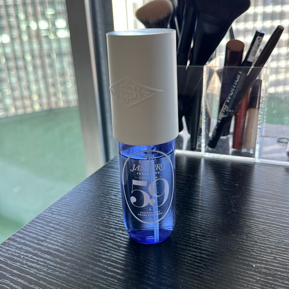 sol de janeiro spray